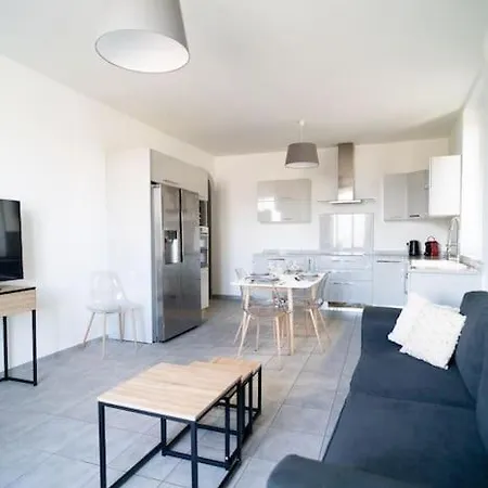 T4 Vue Mer Proche Gare Et Centre Apartmán Ajaccio (Corsica)